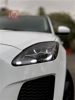 جاكوار إي- بيس